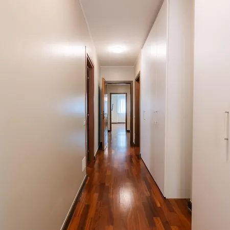 Apartment R Quercia House Milan