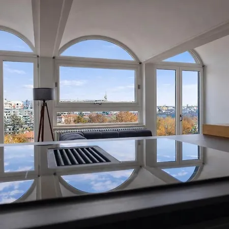Boutique Penthouse Apartment Milan