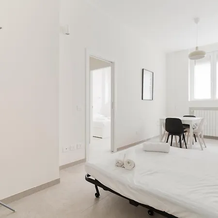 Apartmán Guesthost - Comfy Flat Near Gambara Mm1 *