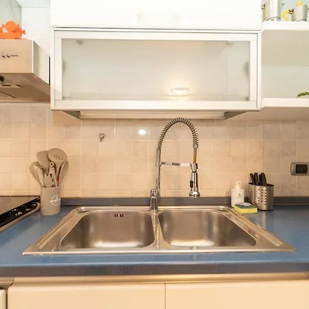 Three-room In The Heart Of Apartament Mediolan