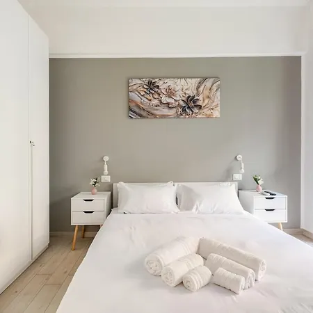 La Bomboniera - Trilocale A Pochi Passi Dal Duomo 아파트