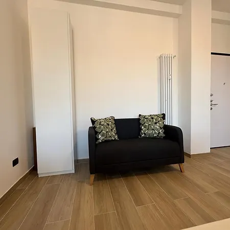 Linate Airport Easy * Milano