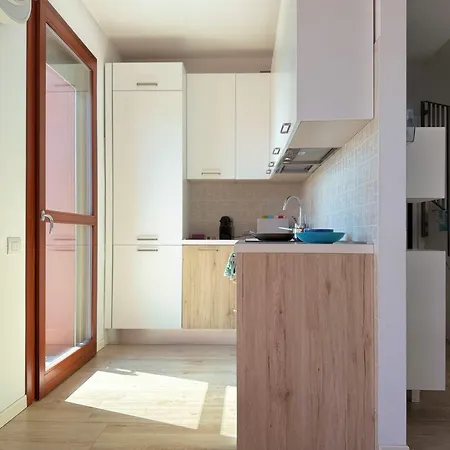 Homeby - Loft Pitteri Апартаменты