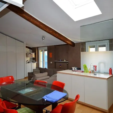 Apartment Luminous Designed Rooftop In Life District Milan