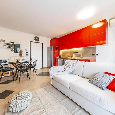 Santa Giulia Bright With 2 Terraces Milano