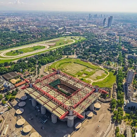 San Siro Panorama Apartment *
