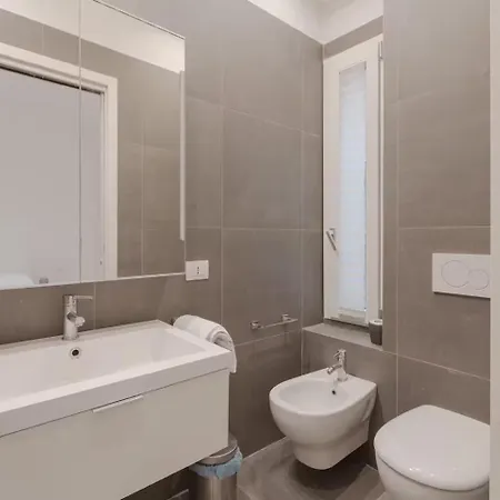 Apartamento Montenero 73 - Free Wifi - Duomo & 5 Giornate Milão