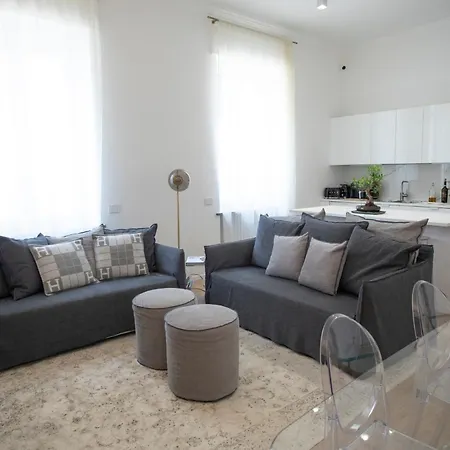 Maisons Via Dei Piatti - One Apartmán *