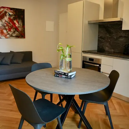 Elegante Di Design - 5 Min Dal Duomo Apartmán *