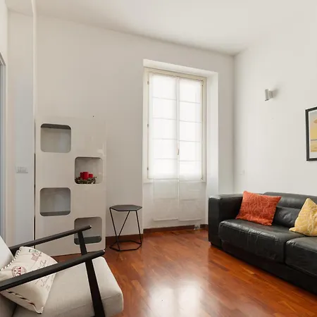 Guesthost - Comfy Terrazza Farini In Derganino