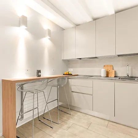 Stayeasy Rosales - Porta Garibaldi Design Flat *