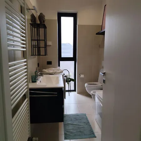 Bilocale Moderno Con Doppia Terrazza A Corvetto M3