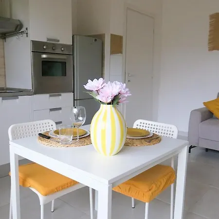 Urban House Romolo Garden View - Navigli 밀라노