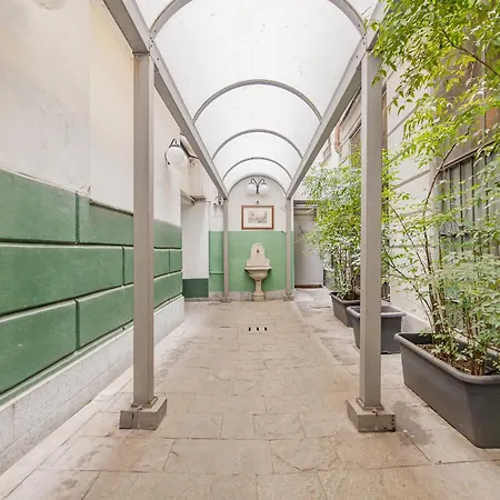 Διαμέρισμα Bnbest Walk In Duomo 4-6 Pax Μιλάνο