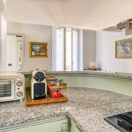 Atelier Navigli - Elegant Loft With Canal View Lägenhet
