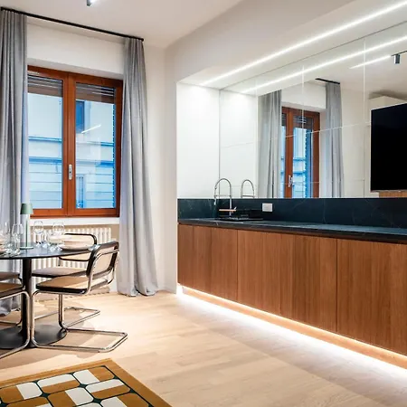 Tantardini House Near Navigli-bocconi Mailand