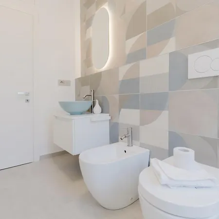 Gohost - Bright Flat In The New Nolo Area