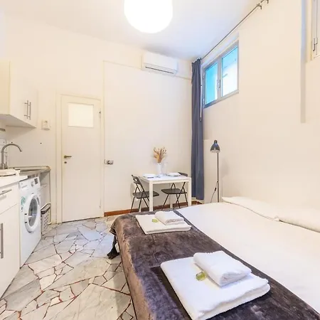 Brera - 10 Min From The Duomo, Shops, Restaurants Апартаменты
