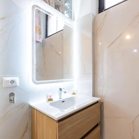 Апартаменты I-host Modern Near Porta Romana *