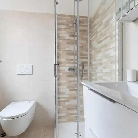 Guesthost - Mm Sant'agostino Modern Flat ミラノ