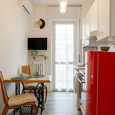 Lägenhet Tanaro Quiet One Bedroom By Halldis Milano