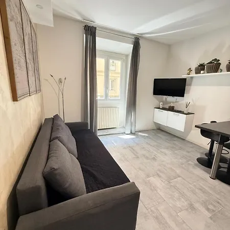 A 3 Minuti Dalla Linea Gialla Repubblica *