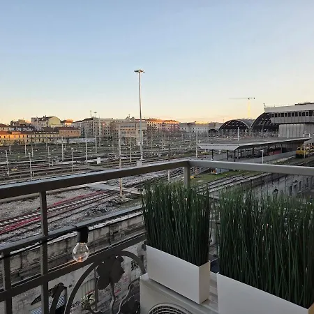 Galileo Balcony By Station *