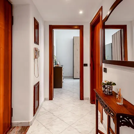 公寓 Bilocale Elegante E Luminoso In Via Gallura 米兰