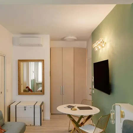 Luxury Design In Center Apartman Milánó