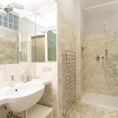 Ravizza Design Metro Apartman Milánó