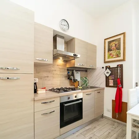 Large Modern With Wifi And Ac 米兰