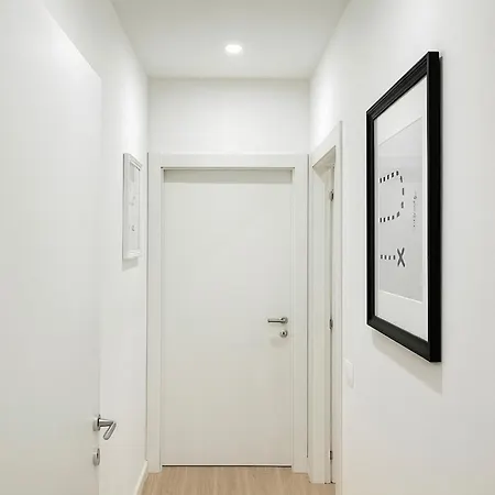 The Boutique Houses - San Siro With Private Parking - Bande Nere M1 Metro Direct To Duomo- Apartments Milan City Center Milão