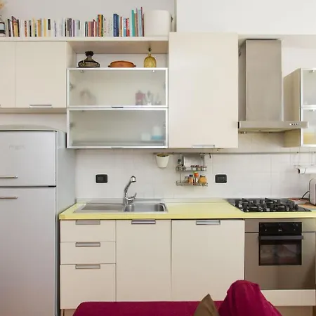 Stayeasy Correggio - Milanese Style - Area