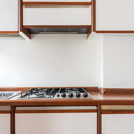 Bilocale Accogliente E Completo In Via Stilicone Apartmán *