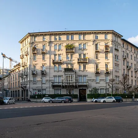 Duomo-bocconi-navigli Area, Elegant & Peaceful Retreat Appartement Milaan