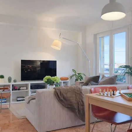Daire Homeby, Casa Matteo
