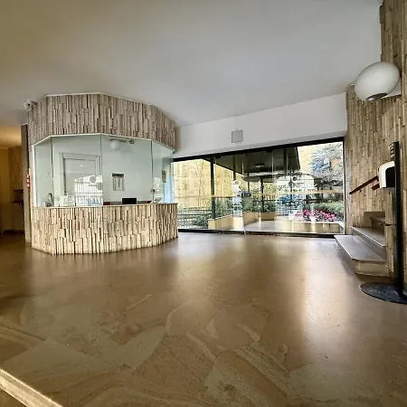 Tf Santa Sofia - A Short Walk From The Duomo Apartament Mediolan