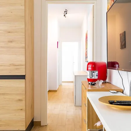 Excl 2bdr Vicino Fondazione Prada & Porta Romana Milano