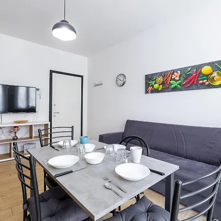 Excl 2bdr Vicino Fondazione Prada & Porta Romana Daire