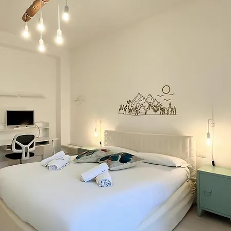Grado Luxury Design Station Apartment *