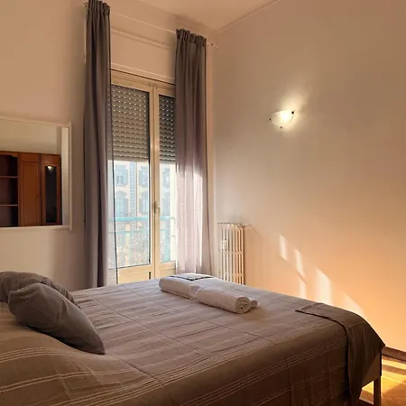 Appartamento 3 Bedrooms Separate 1 Min Walk From Brera, 15 Min Duomo