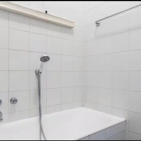 Bright Two-room In The Heart Of Chinatown Διαμέρισμα