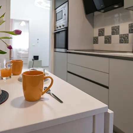 Apartamento Italianway Comfort - Gomes 5 *
