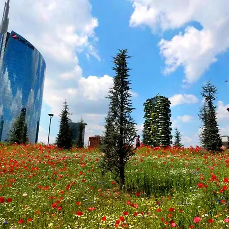 Nel Cuore Del Quartiere Isola, All'ombra Del Bosco Verticale 밀라노