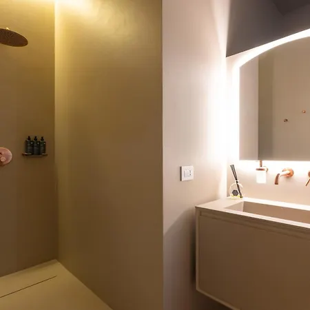The Battisti Gallery Centro Appartement