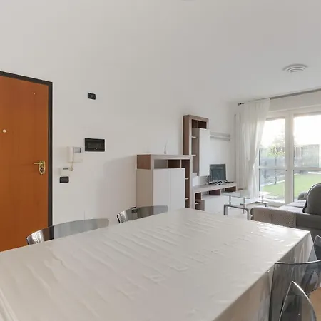Guesthost - Rogoredo Cozy Flat With Garden Milano