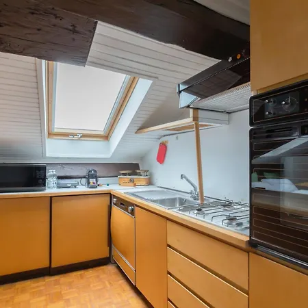 Design In Legno & Atmosfera Calda Bilocale 20m Dai Navigli * Milano