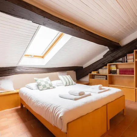 Design In Legno & Atmosfera Calda Bilocale 20m Dai Navigli Lejlighed *