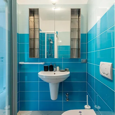 Dhome - Bocconi Apartament *