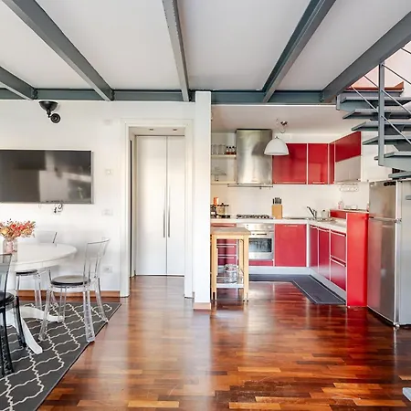 Two-level Ca Granda *